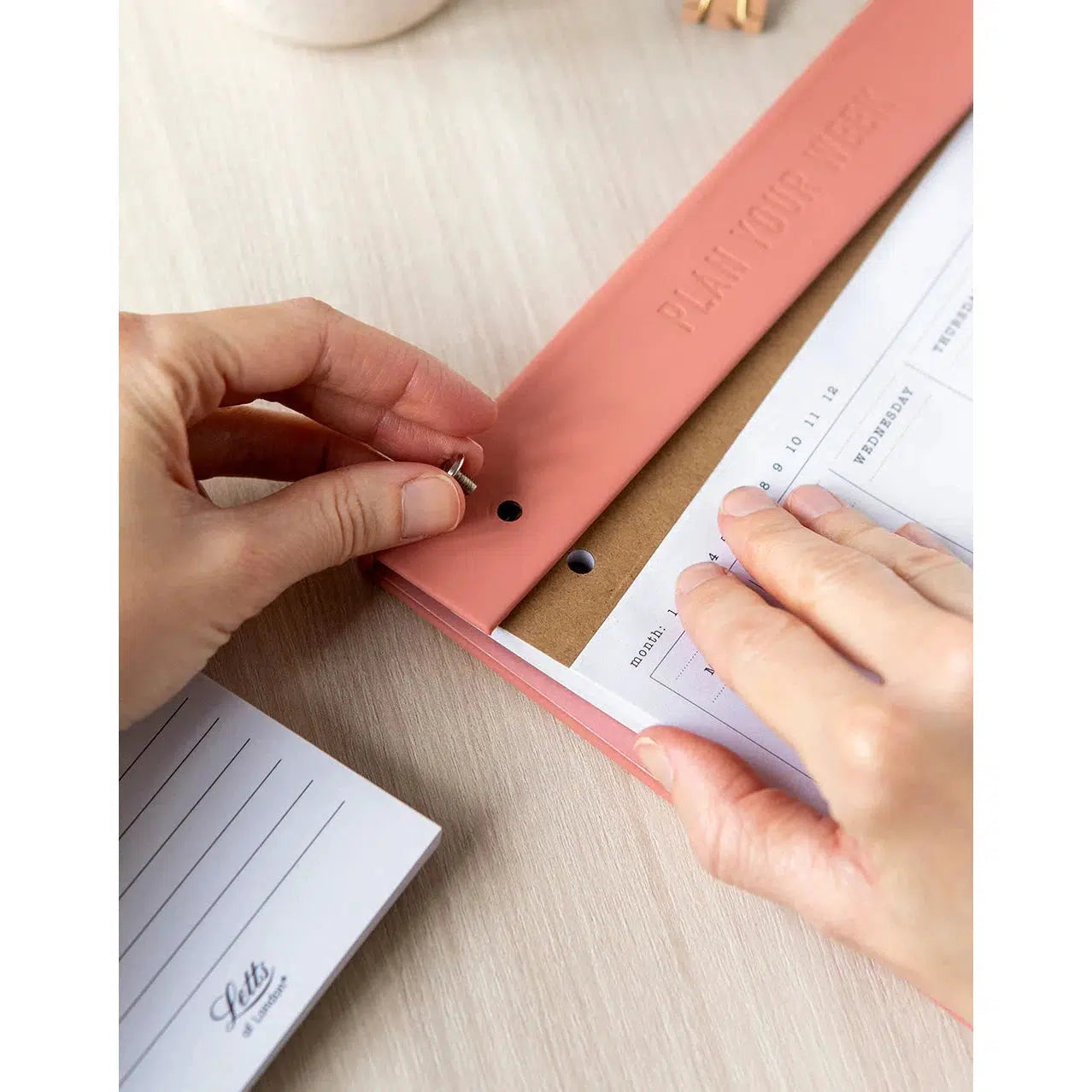 Letts Recharge Weekly Planner Conscious-Calendrier-Letts-Papeterie du Dôme