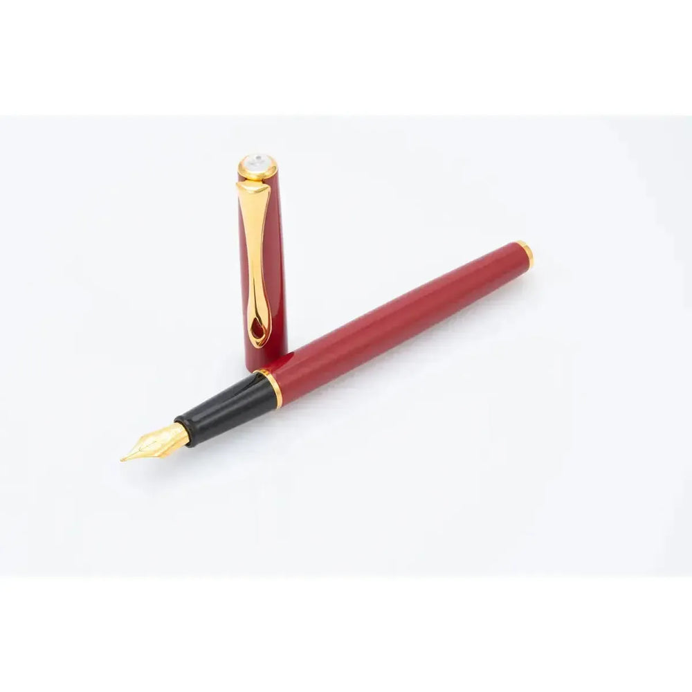 Stylo Plume Diplomat Traveller Dark Red Doré - Rouge-Stylo Plume-Diplomat-Papeterie du Dôme