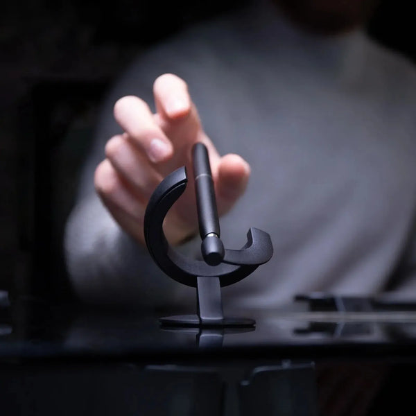 Stylo Plume Novium Design NVM Hoverpen Future et Roller-Stylo Plume-Novium Design-Papeterie du Dôme