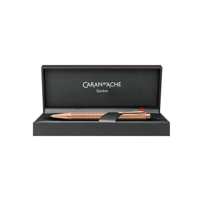 CA Ecridor Chevron Doré Rose Stylo Bille-Stylo Bille-Caran d'Ache-Papeterie du Dôme