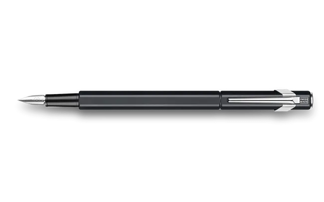 CA 849 Vernis Noir Stylo Plume-Stylo Plume-Caran d'Ache-Papeterie du Dôme