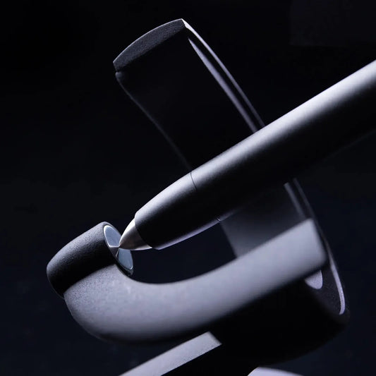 NVM Hoverpen Future Stylo Plume et Roller-Stylo Plume-Novium Design-Papeterie du Dôme