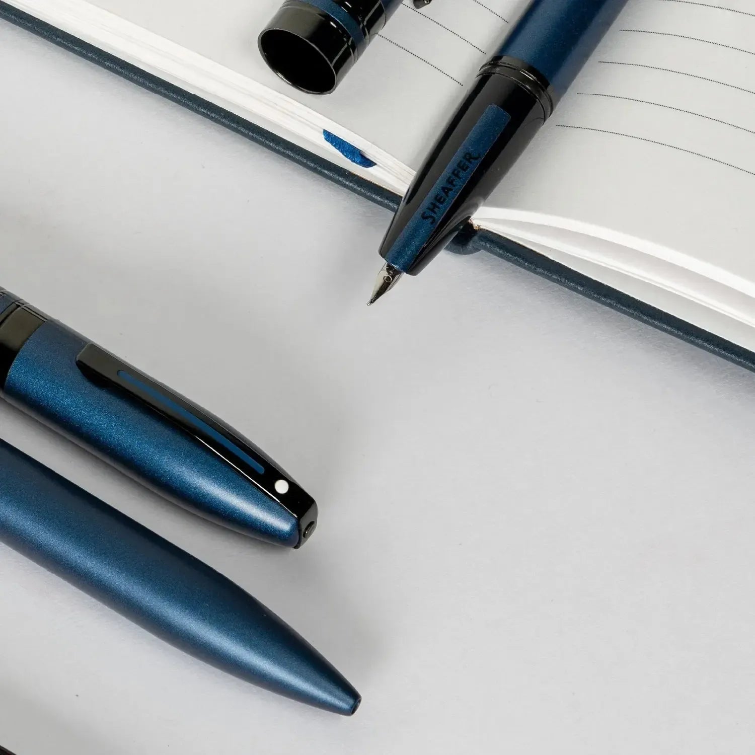 SHF ICON 9110 Noir et Bleu Stylo Roller-Stylo Roller-Sheaffer-Papeterie du Dôme