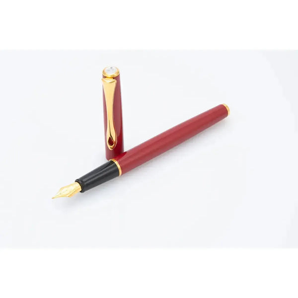 Stylo Plume Diplomat Traveller Dark Red Doré - Rouge-Stylo Plume-Diplomat-Papeterie du Dôme